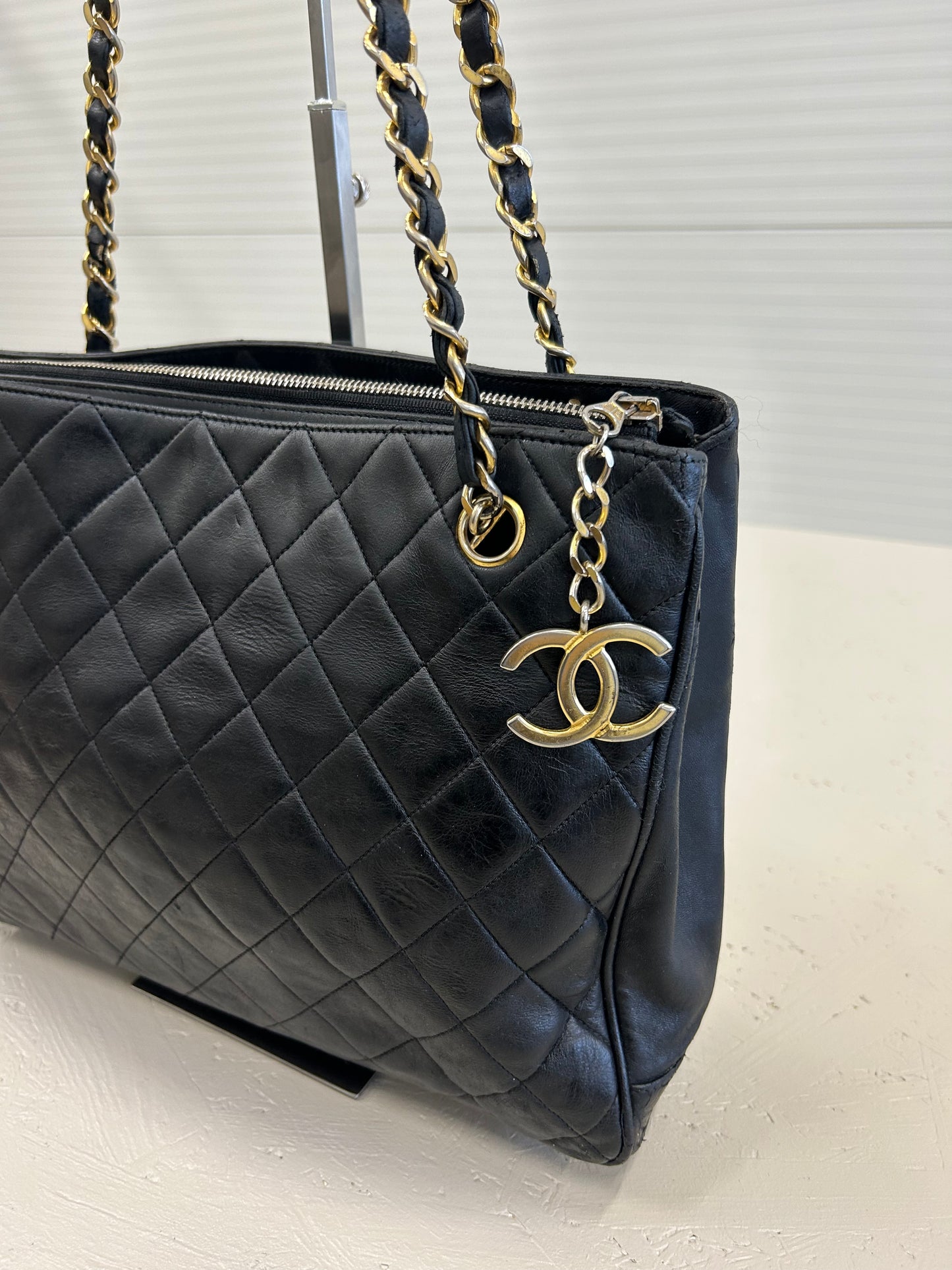 Chanel quilted shoulder bag