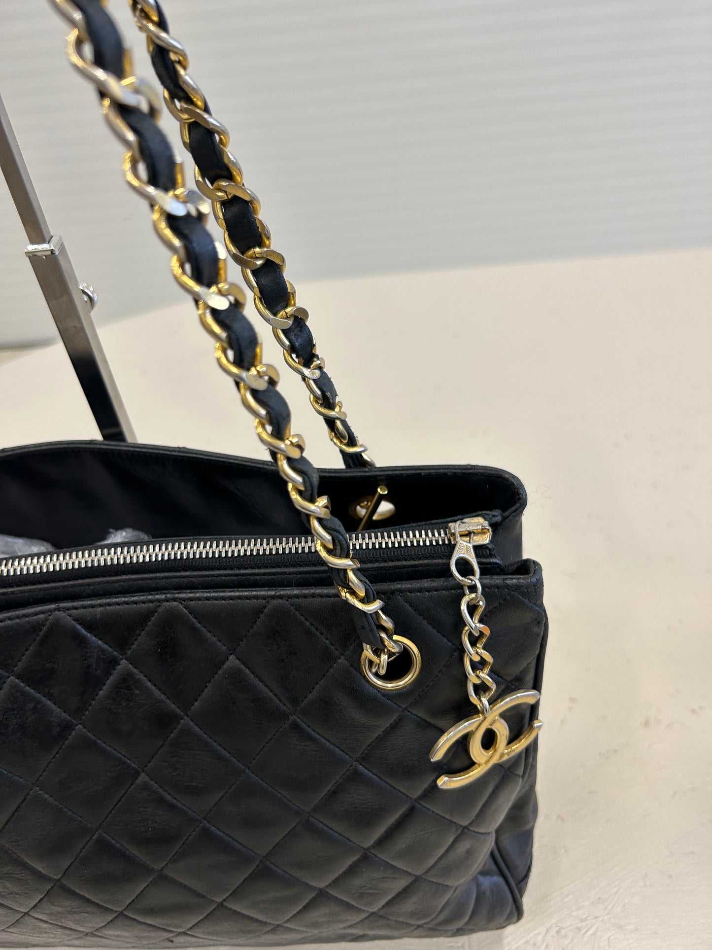 Chanel quilted shoulder bag