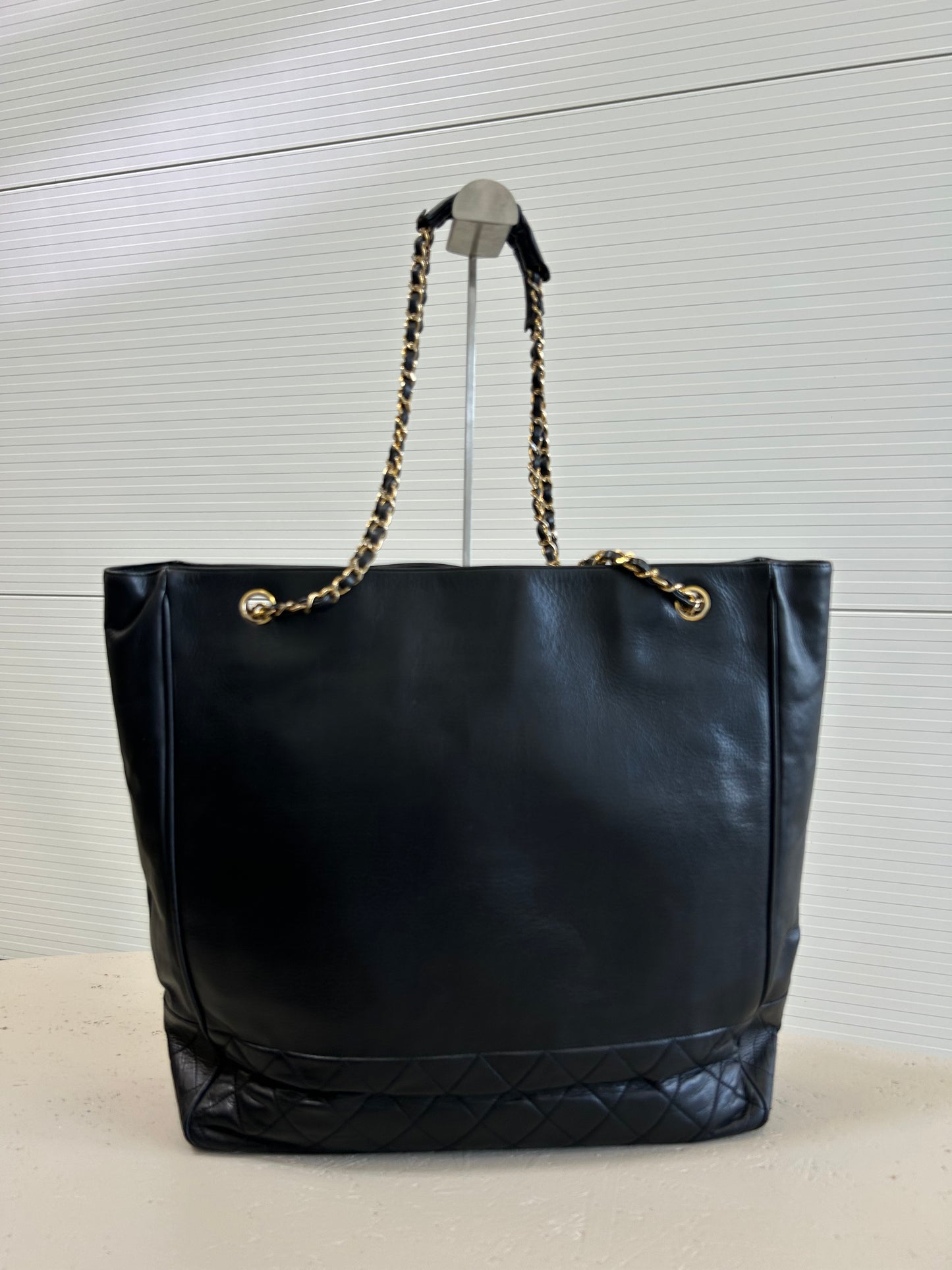 Chanel Tote Bag