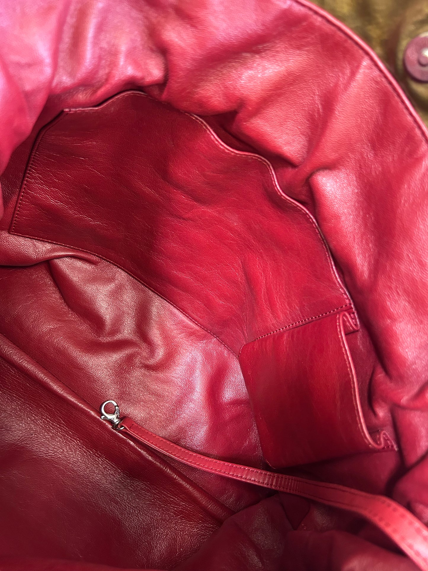 Chanel taske Enamel Tote i olivengrøn – Sjælden farve