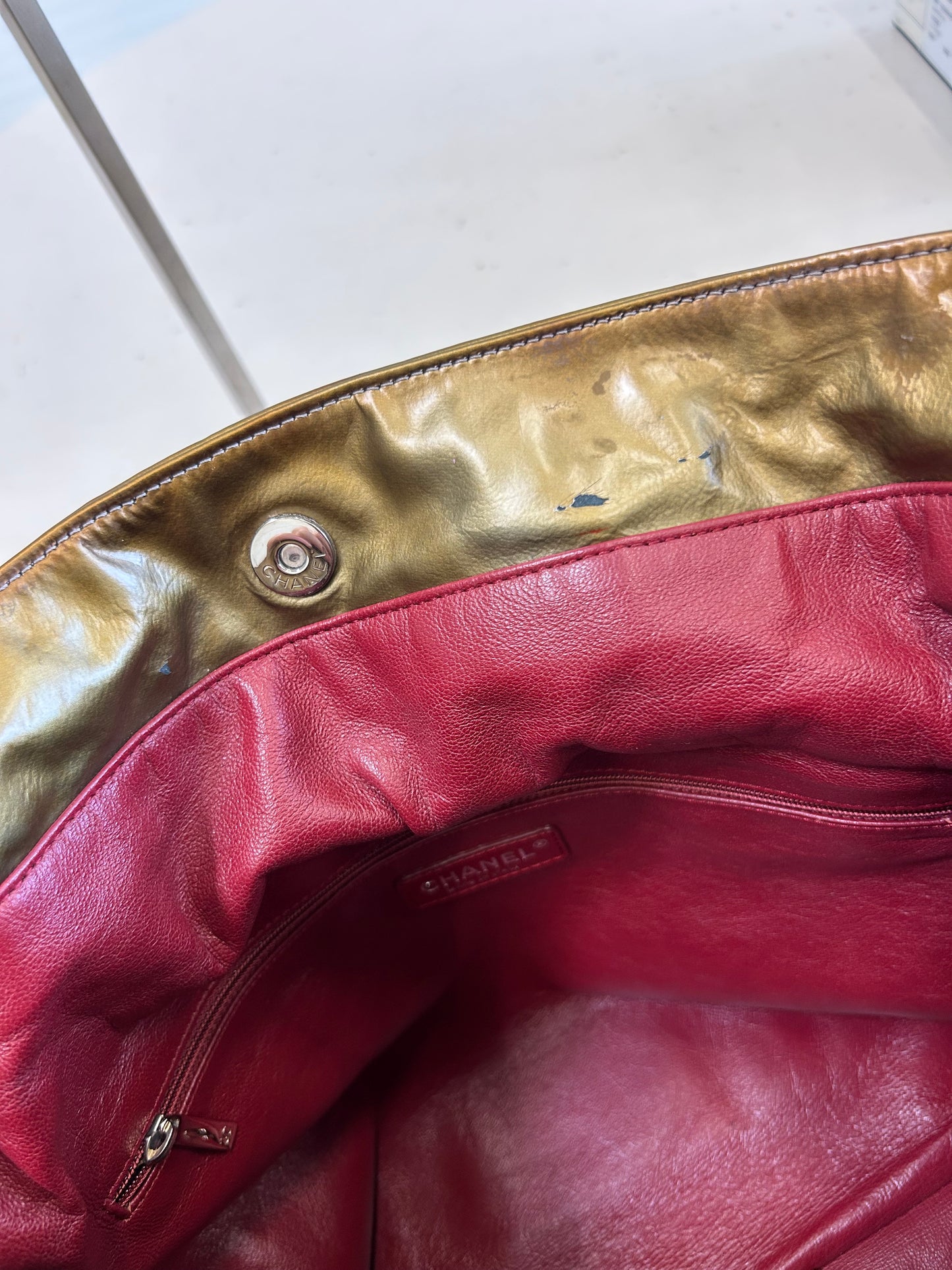 Chanel taske Enamel Tote i olivengrøn – Sjælden farve