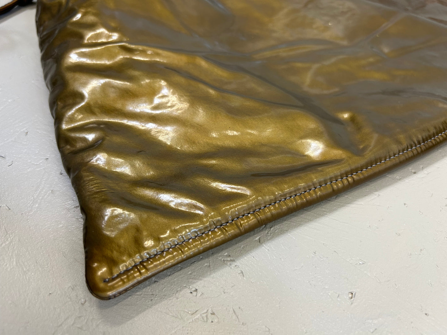 Chanel taske Enamel Tote i olivengrøn – Sjælden farve