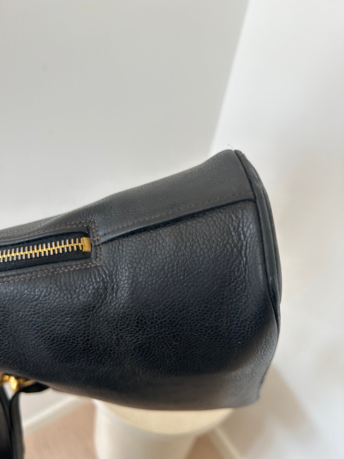 Chanel CC caviar shoulder bag