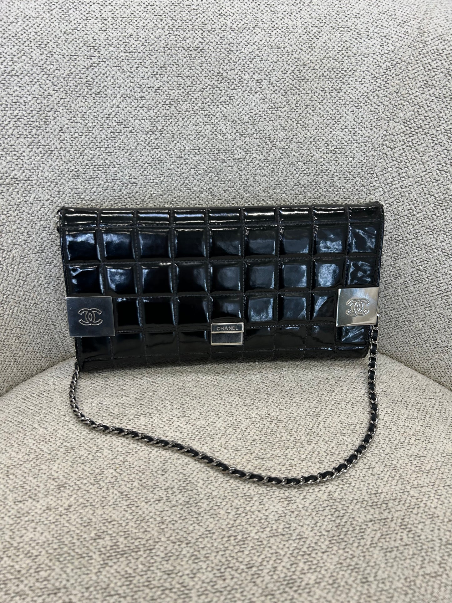 Chanel patent east west chocolate bar