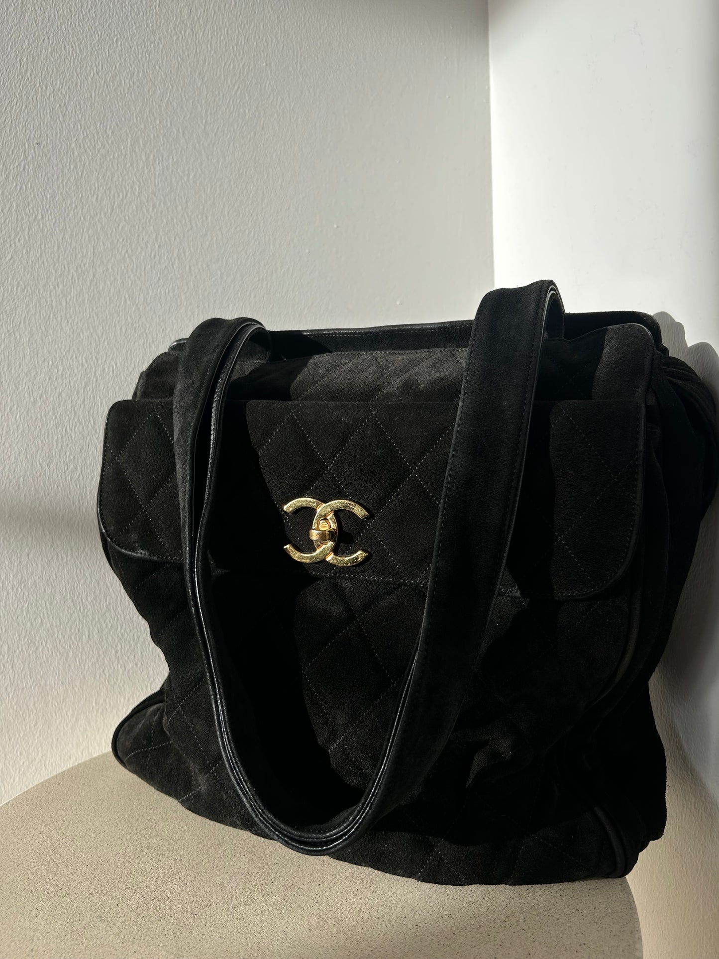 Chanel CC Tote bag suede