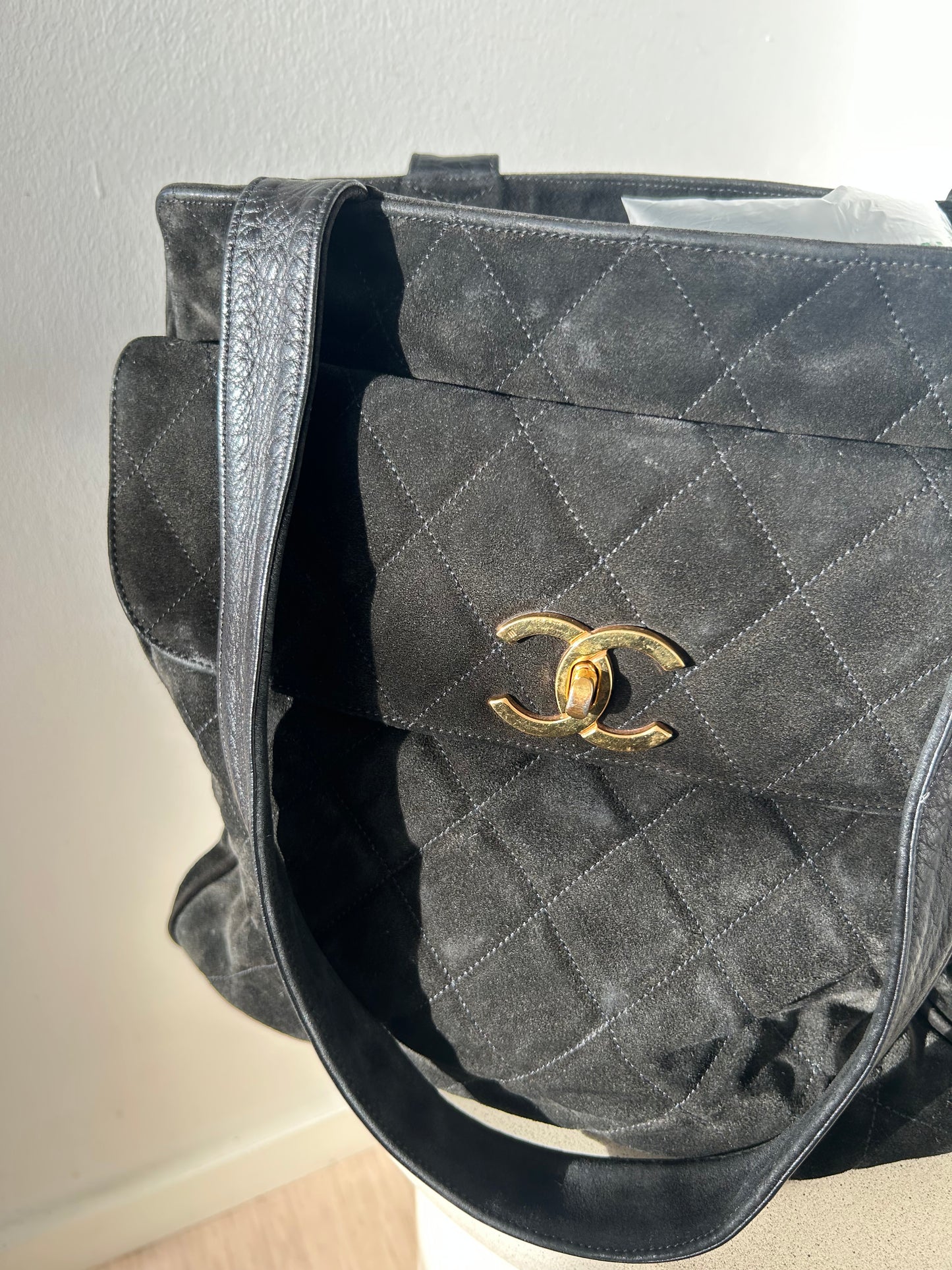 Chanel CC Tote bag suede