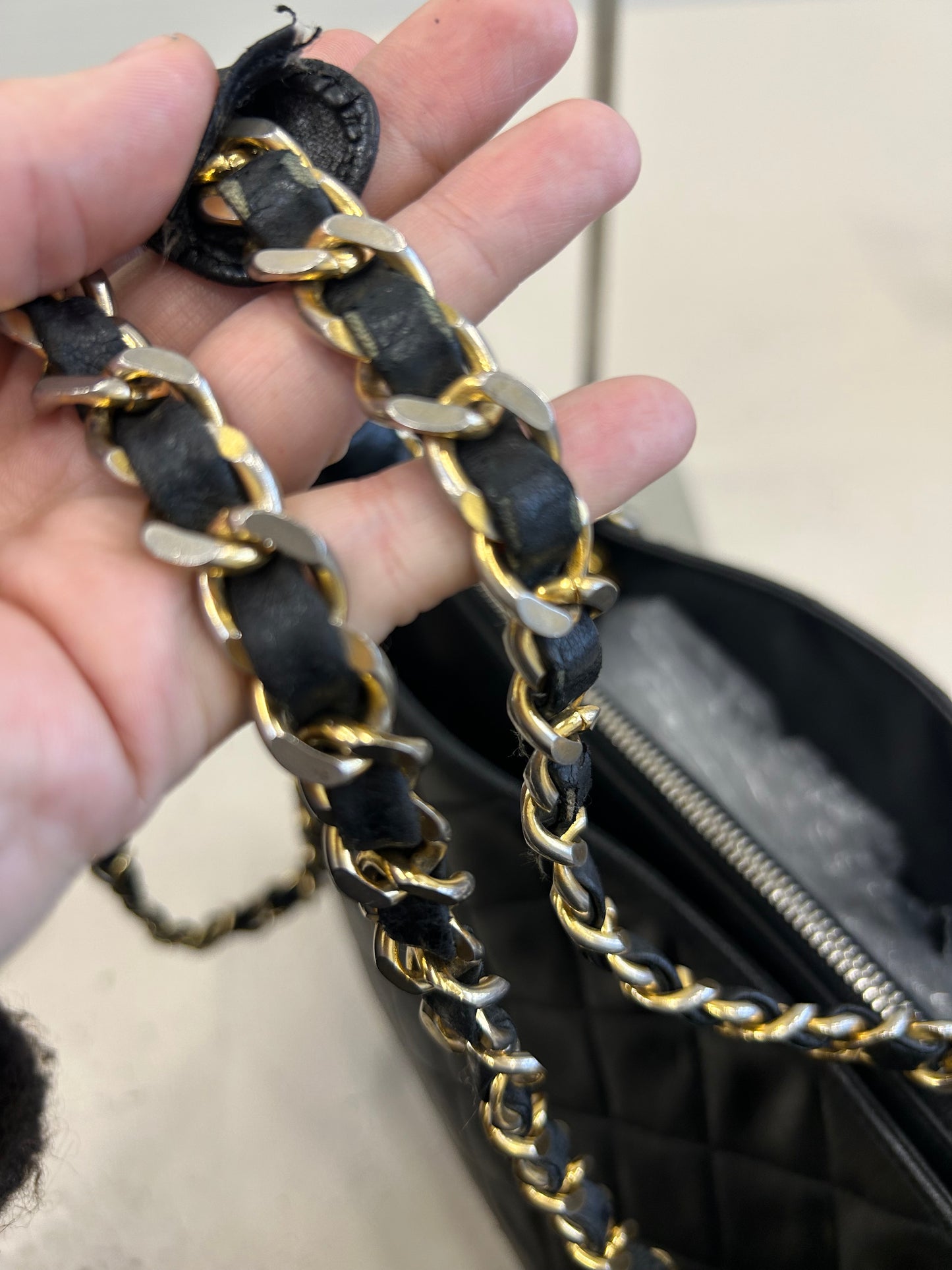 Chanel quilted shoulder bag