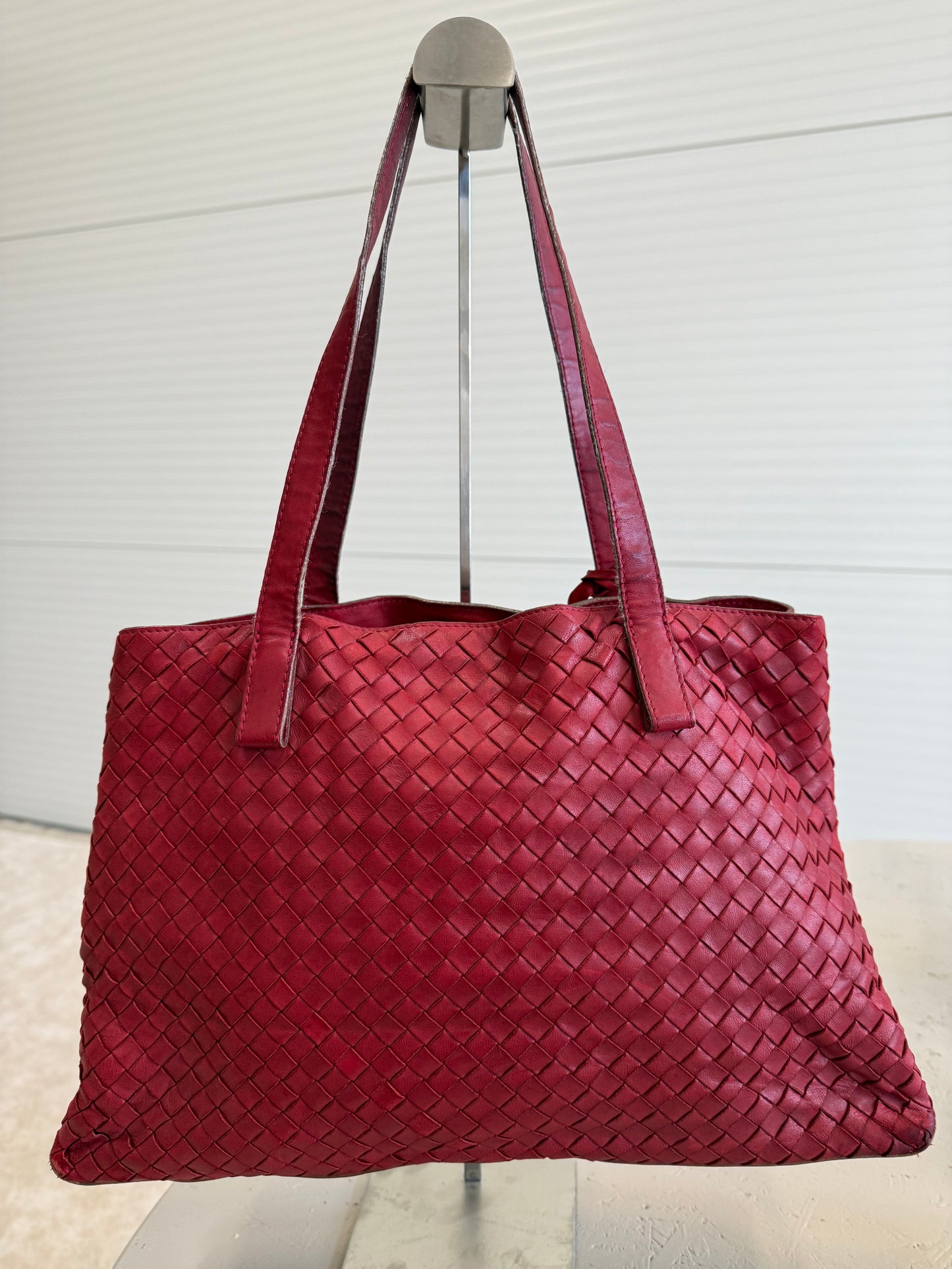 Bottega Veneta Fourre Tout Bag Red