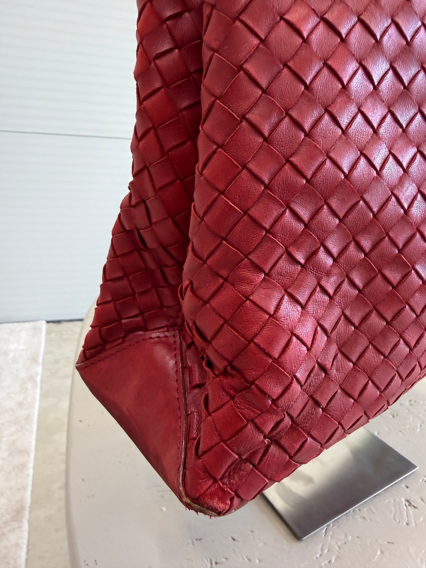 Bottega Veneta Fourre Tout Bag Red