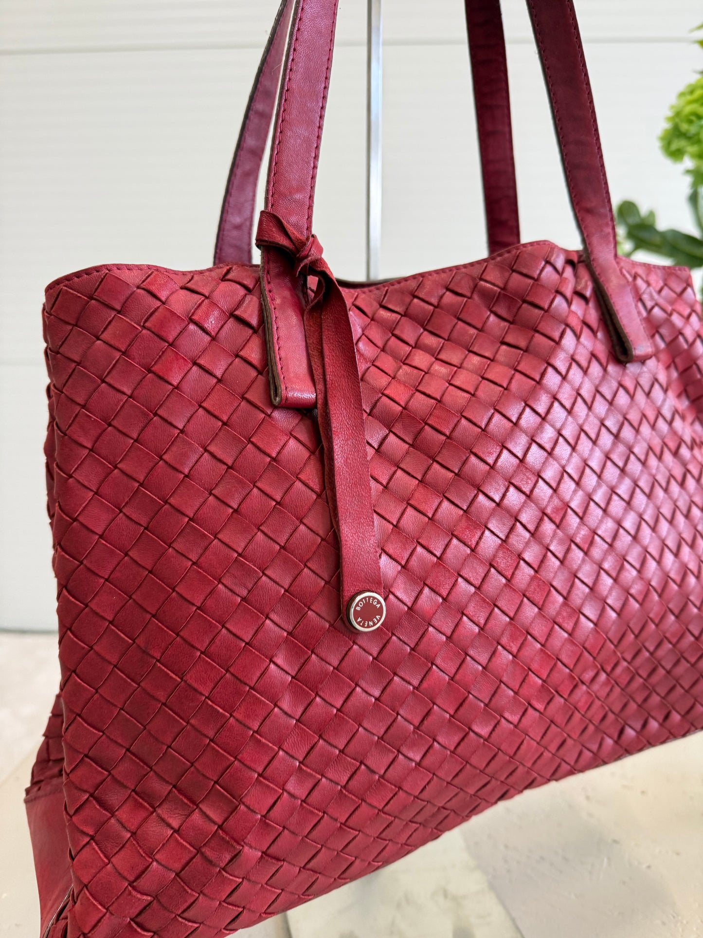 Bottega Veneta Fourre Tout Bag Red