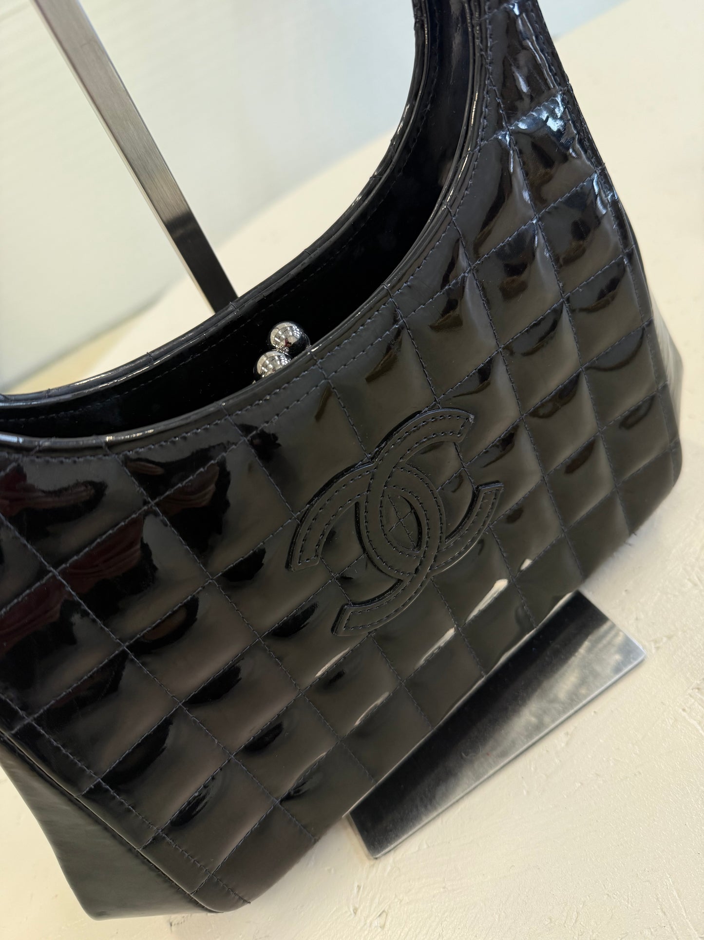 Chanel Black Chocolate Bar Patent Kisslock Shoulder Bag