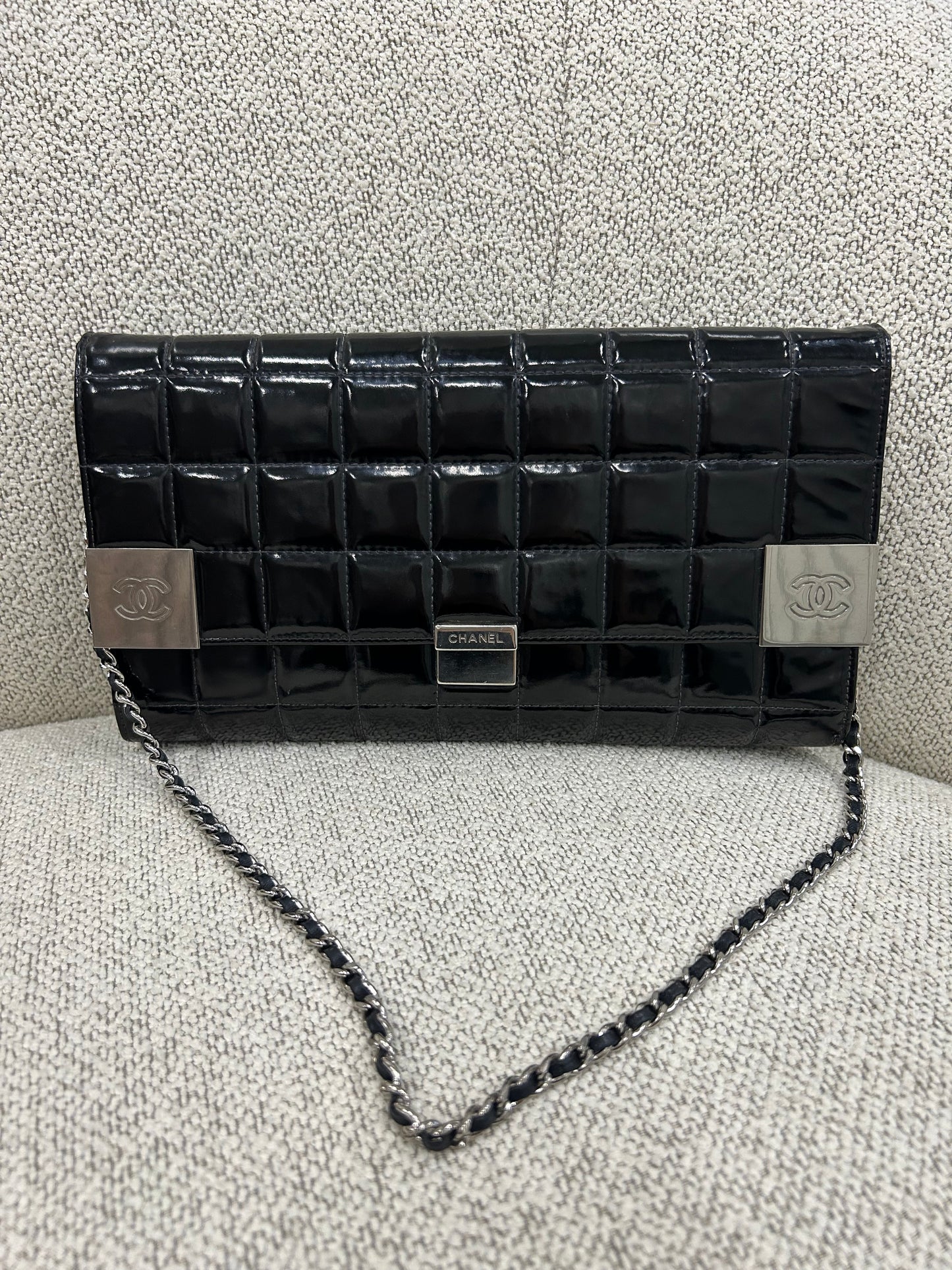 Chanel patent east west chocolate bar