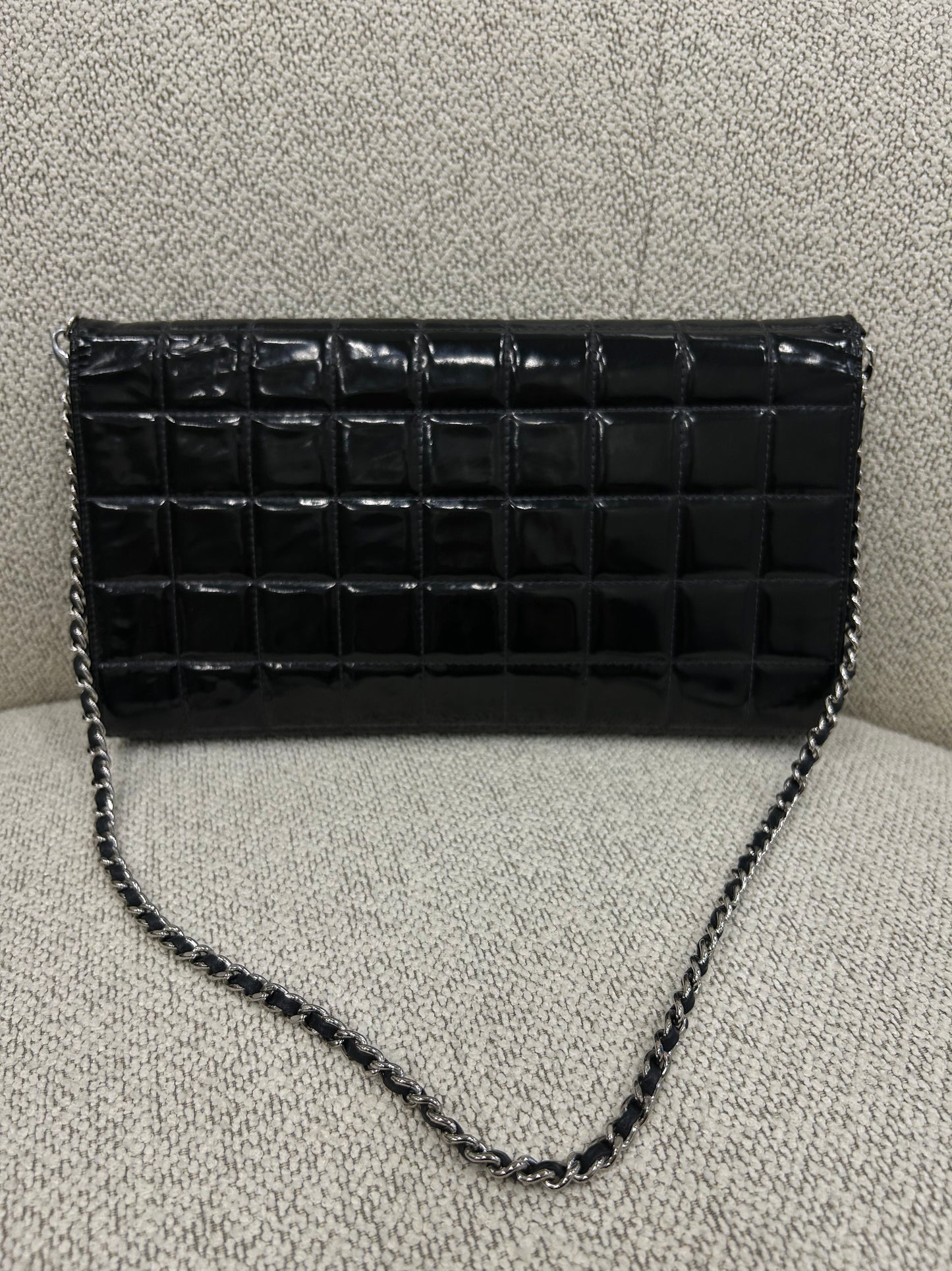 Chanel patent east west chocolate bar