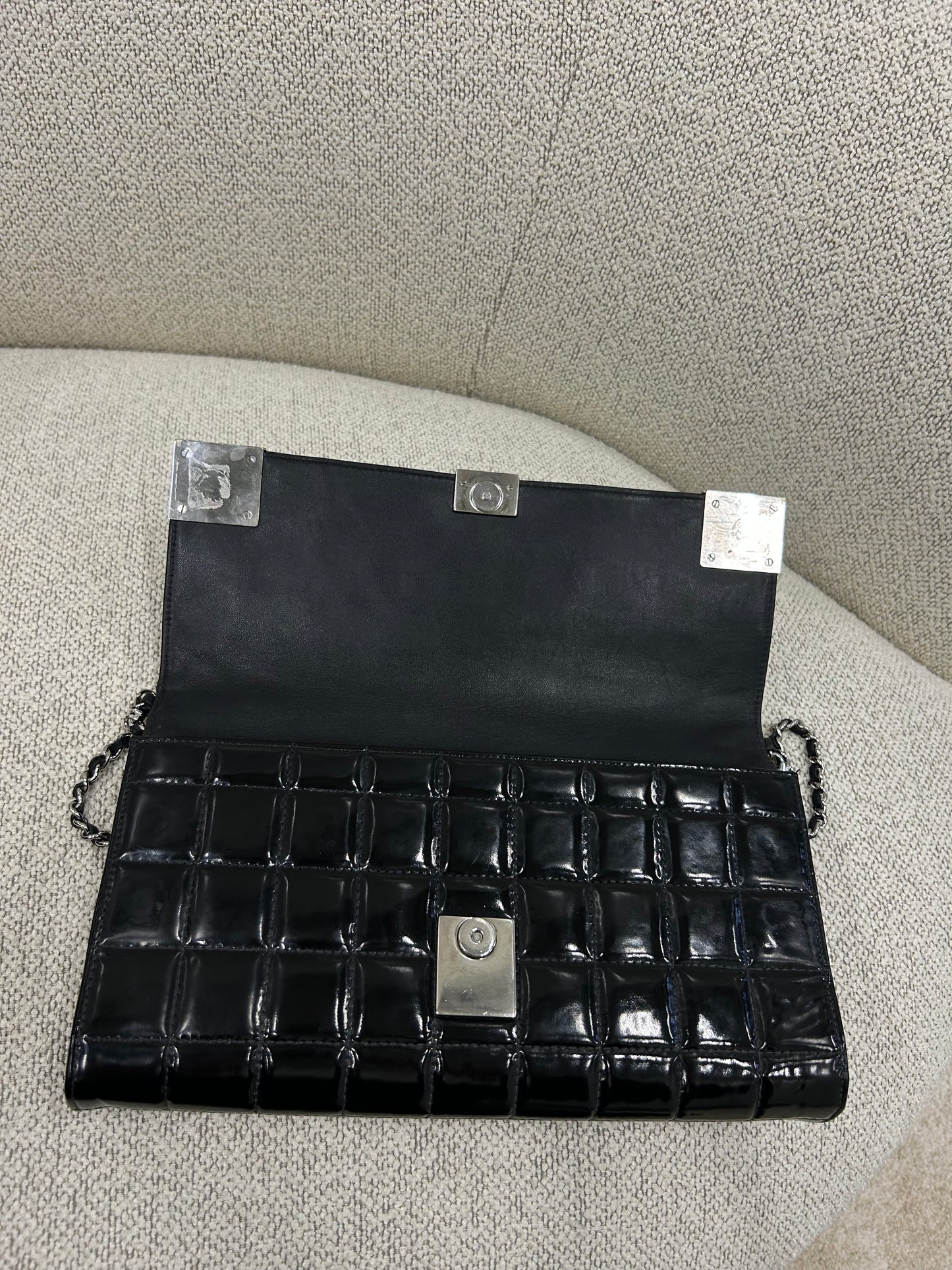 Chanel patent east west chocolate bar