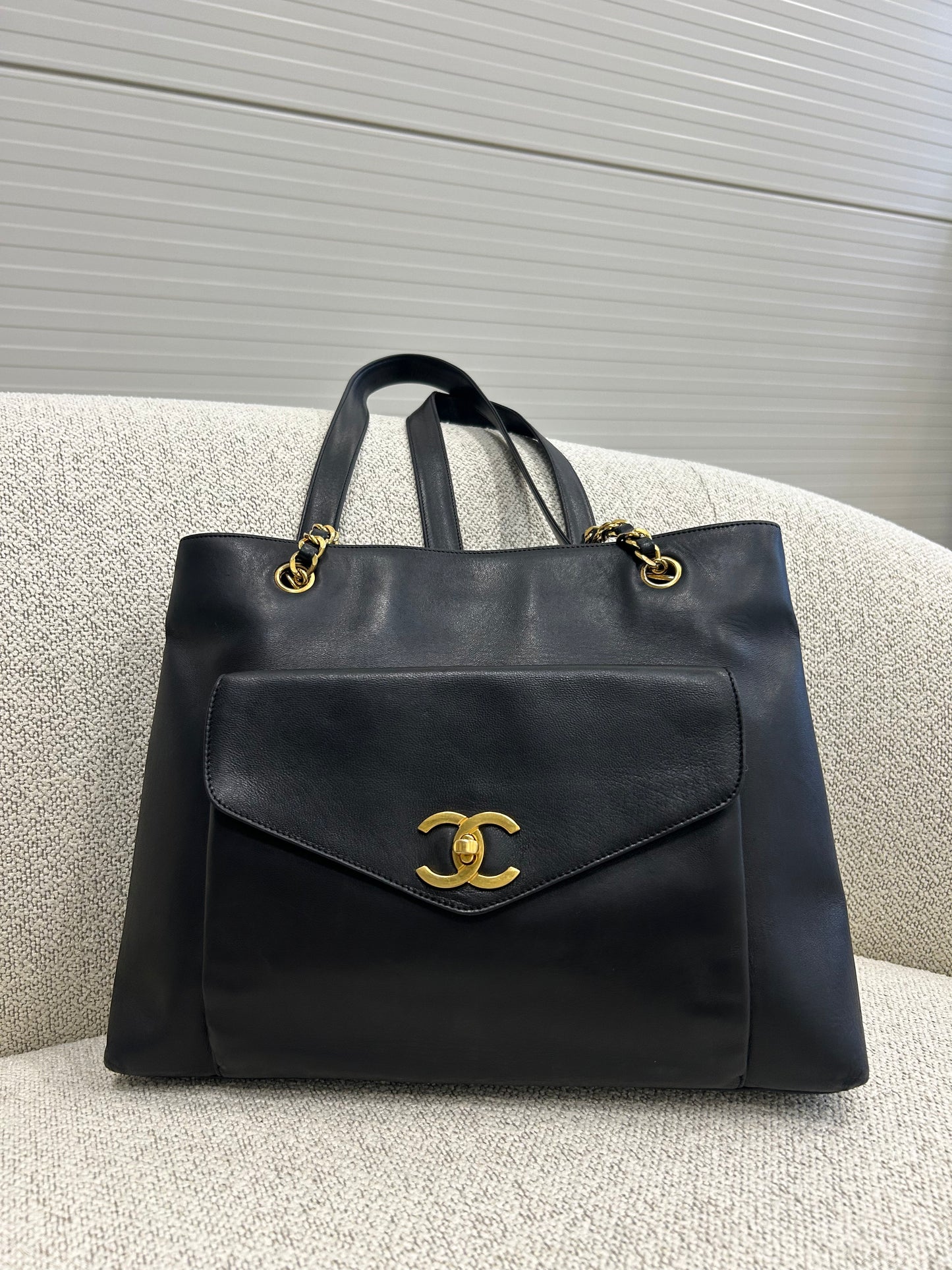 Chanel CC flap shoulder bag
