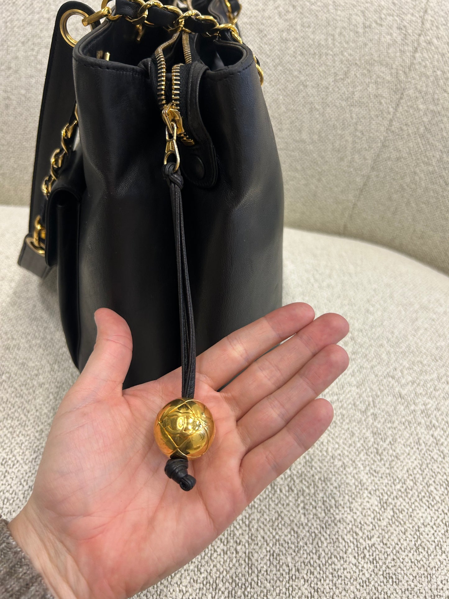 Chanel CC flap shoulder bag