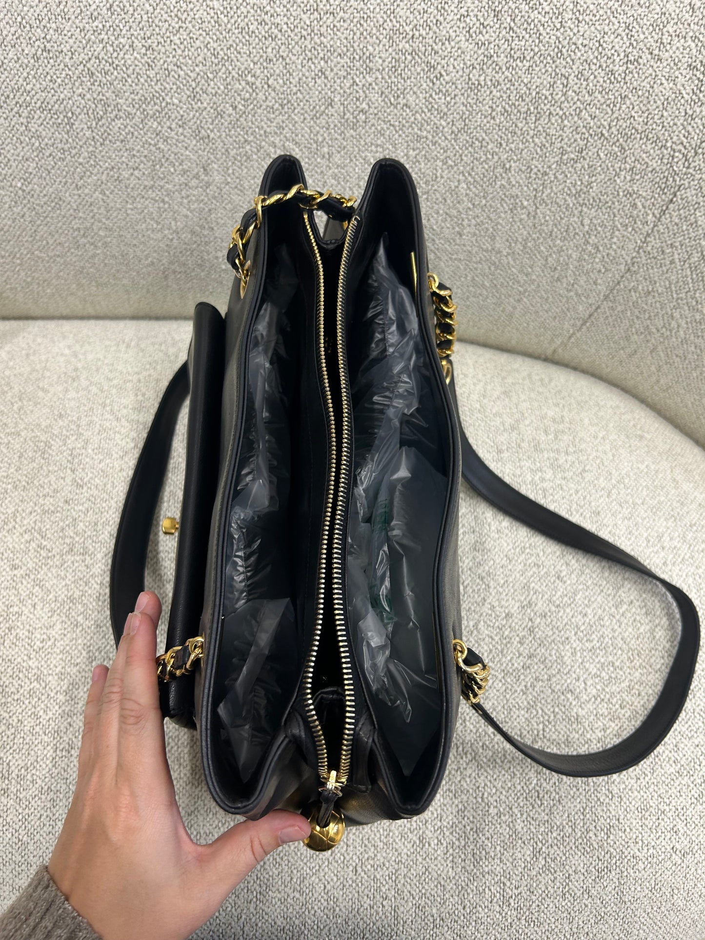 Chanel CC flap shoulder bag