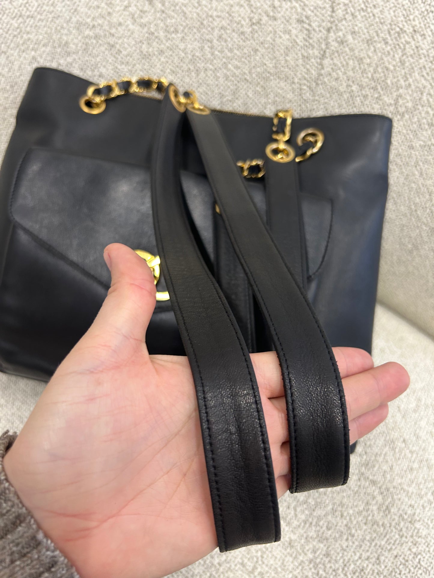 Chanel CC flap shoulder bag