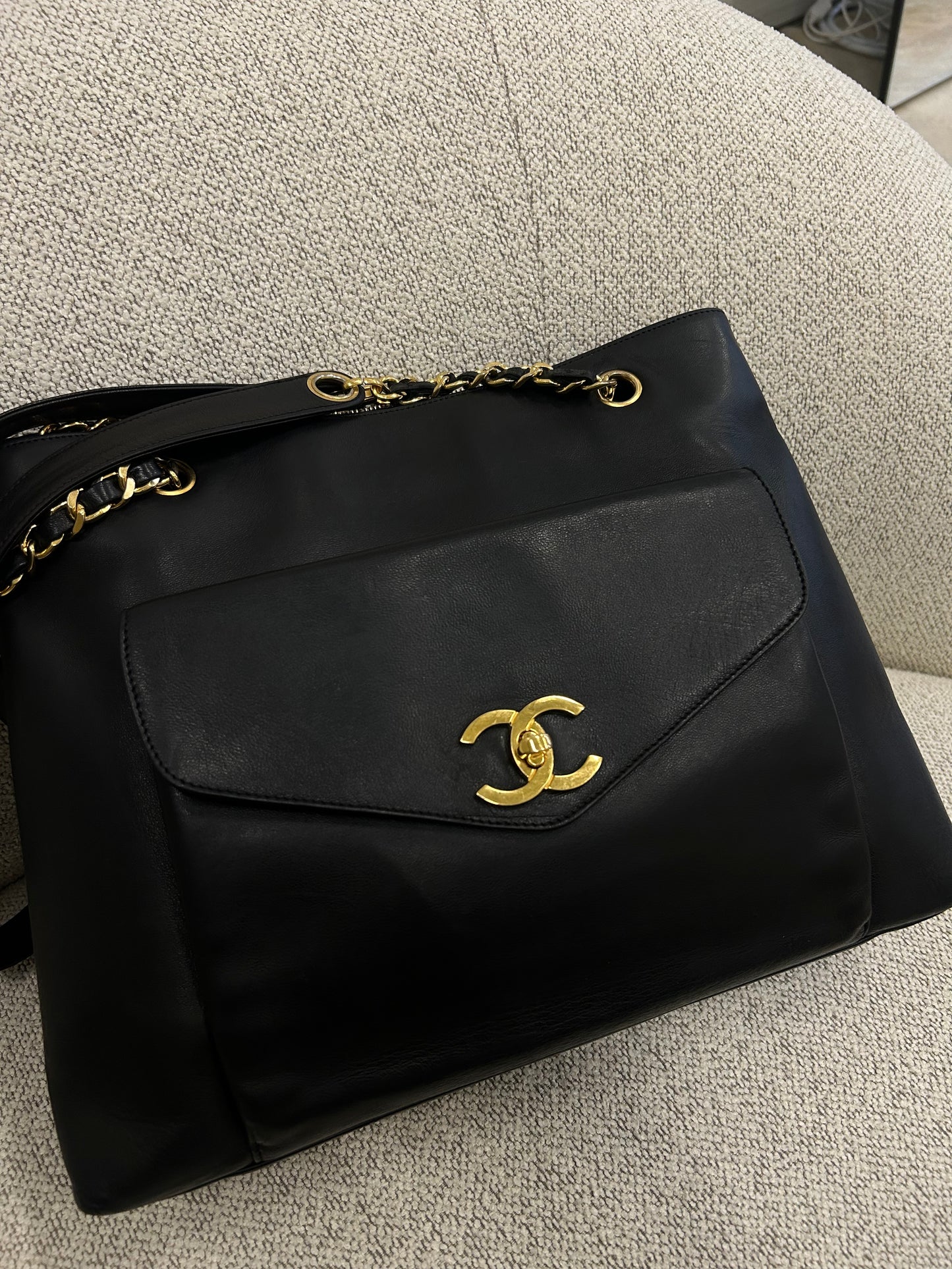 Chanel CC flap shoulder bag